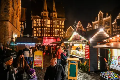 Mercatino di Natale di Alsfeld – Davanti al Municipio