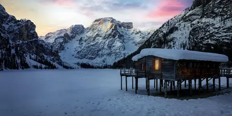 Natale in Montagna – Mercatini di Natale al Lago di Braies