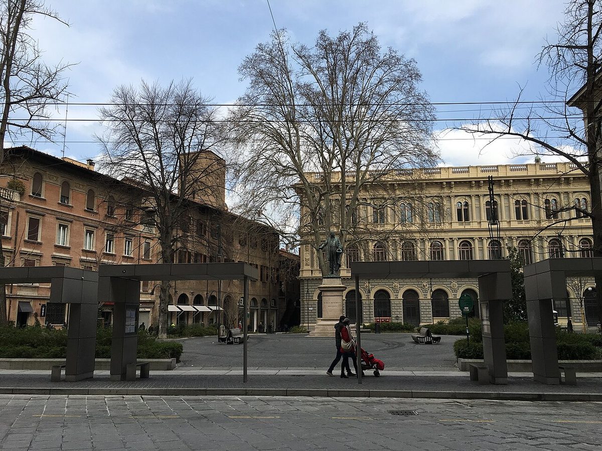 Villaggio di Natale Francese in Piazza Minghetti